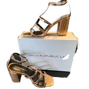 Shoe Republic LA -- Flame - Rose Gold color - Size 7